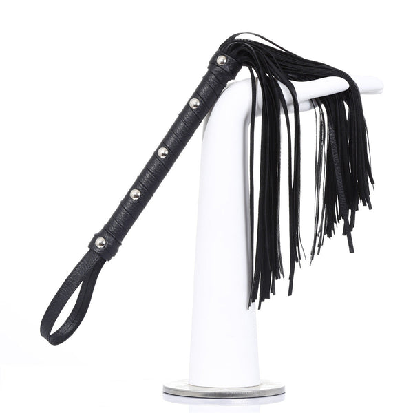 Jouet BDSM pour couples – Flogger en cuir noir avec manche clouté